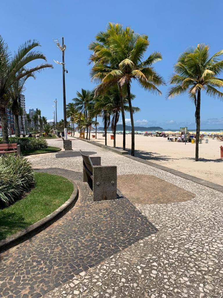 Apartamento Frente Ao Mar Com Varanda E Piscina Прая Гранде Екстериор снимка