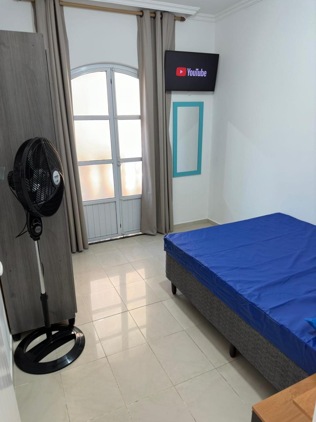 Apartamento Frente Ao Mar Com Varanda E Piscina Прая Гранде Екстериор снимка
